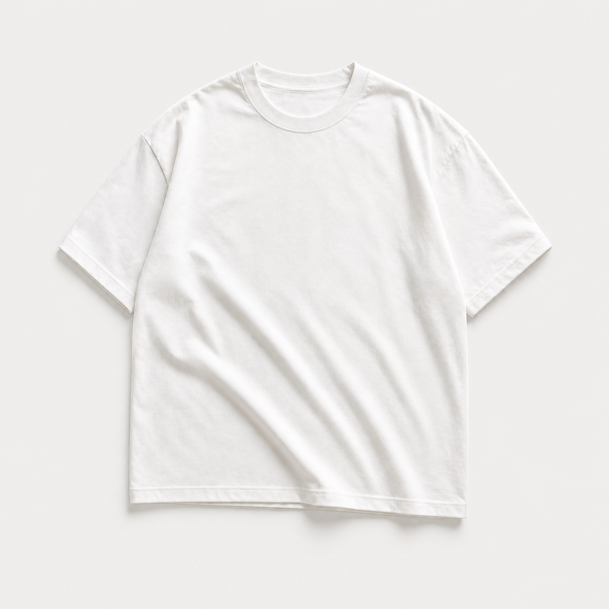 LeviO Essential White Boxy Tee